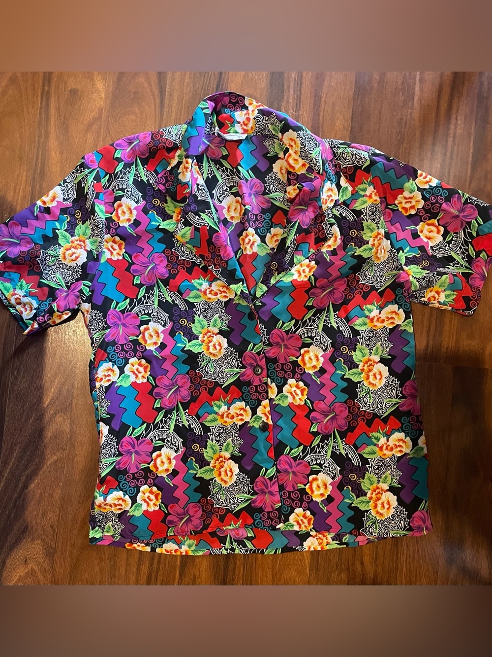 Hawaiian Shirt. No size. ▶️BUNDLE 5/$15◀️
